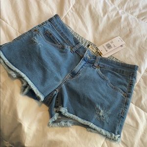 ROXY Frayed jean shorts